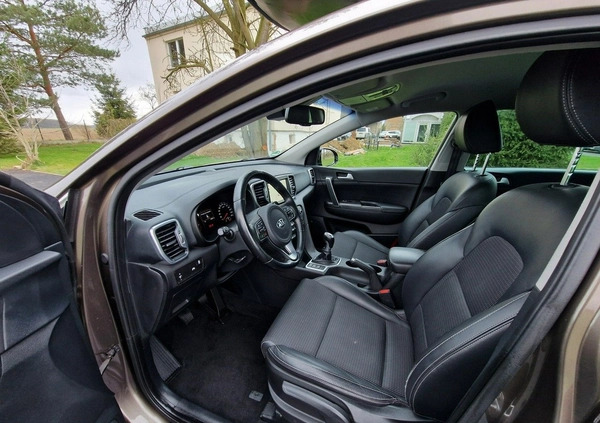 Kia Sportage cena 75900 przebieg: 105000, rok produkcji 2016 z Zakliczyn małe 781